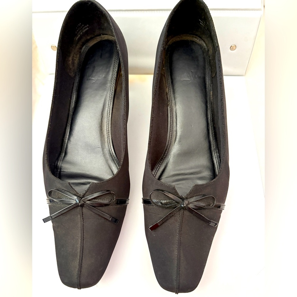 Black womens heels size 11